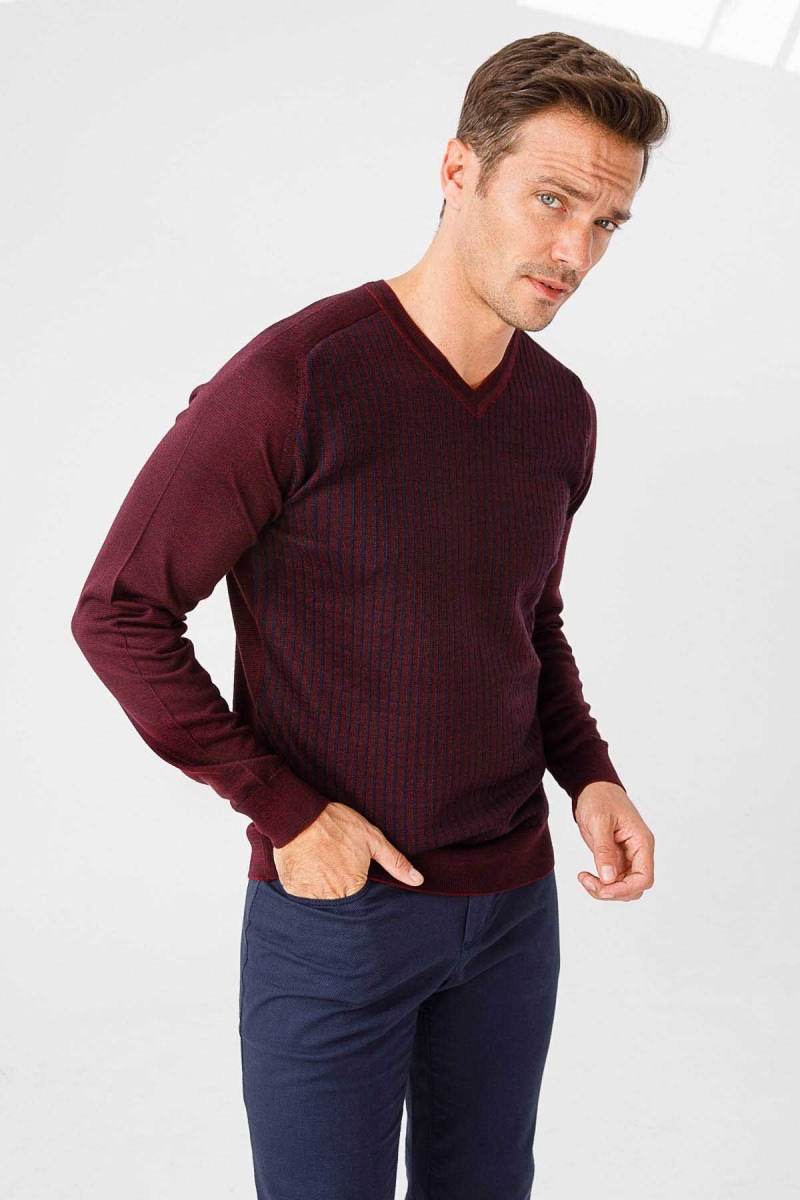 Desen Triko Erkek Önü Çizgili V Yaka Triko Kazak 02421501 Bordo Bordo