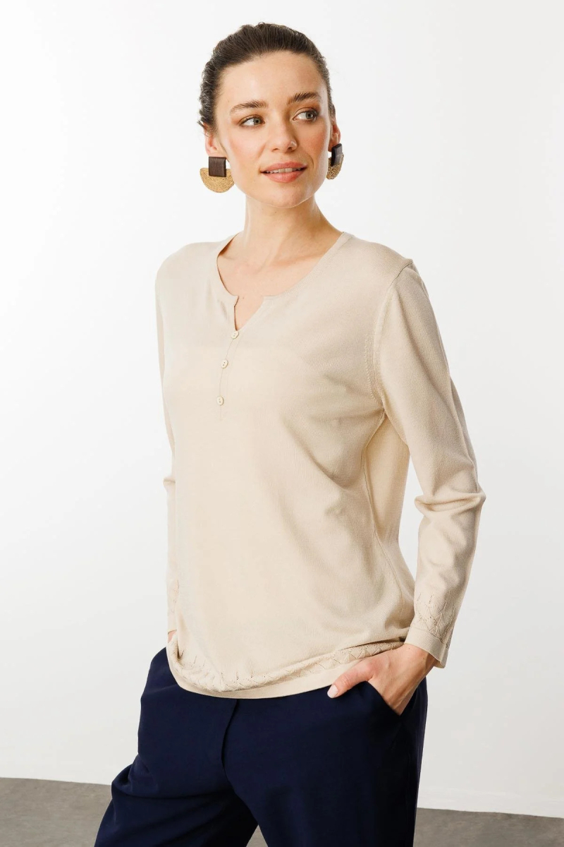 Desen Triko Kadın Açma Yaka Düğmeli Triko Bluz 25358 Bej Bej