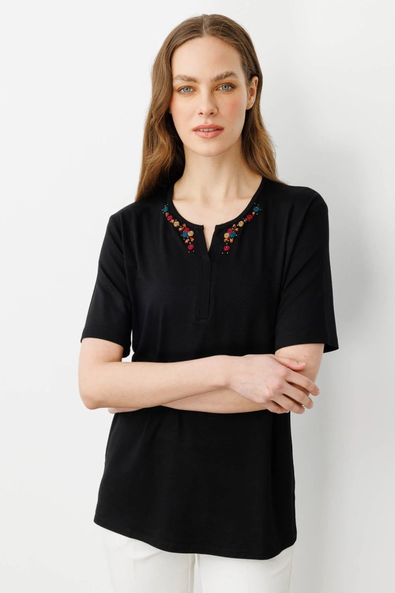 Desen Triko Kadın Açma Yaka Nakış İşlemeli T-Shirt 25703 Siyah Siyah
