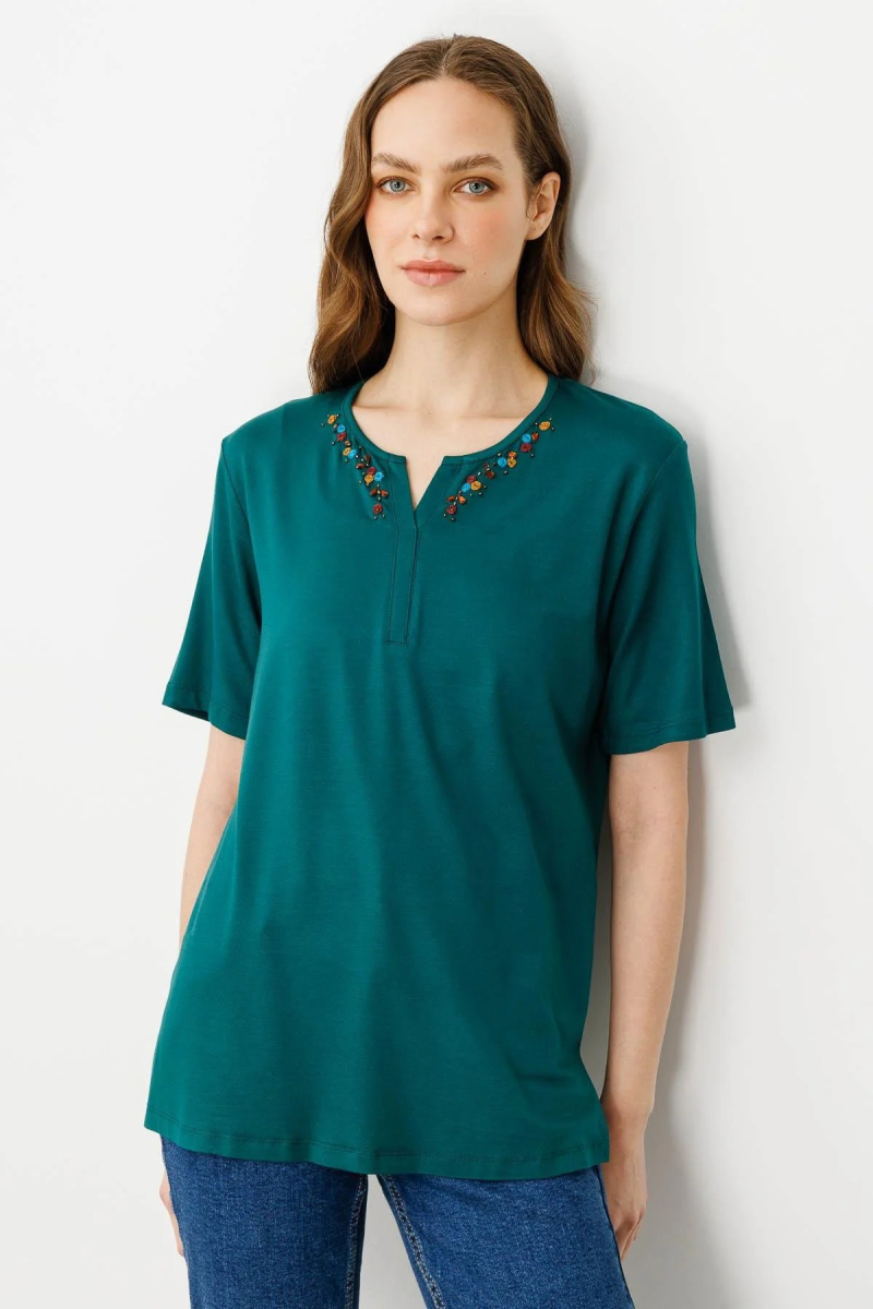 Desen Triko Kadın Açma Yaka Nakış İşlemeli T-Shirt 25703 Yeşil Yeşil