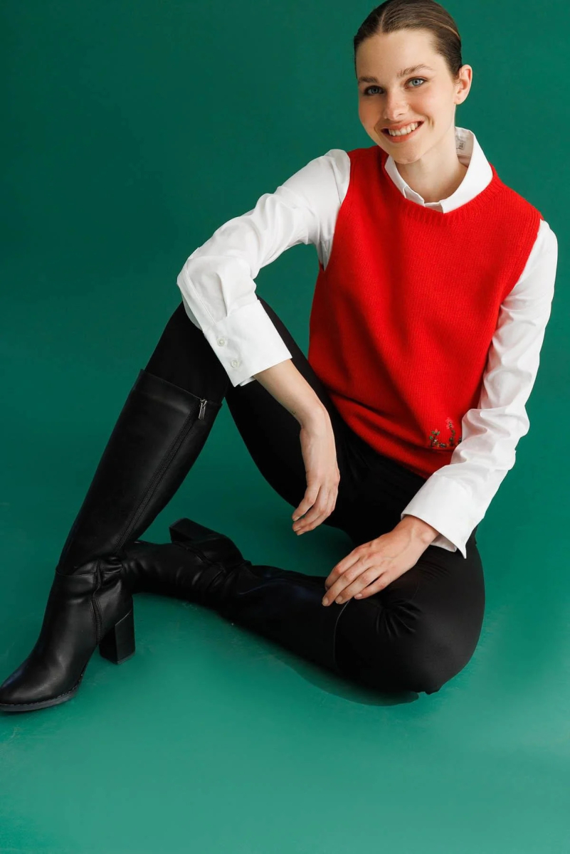 Desen Triko Kadın Sıfır Yaka Cep Üstü Çiçek Nakışlı Yün Süveter 25180 Mercan Mercan