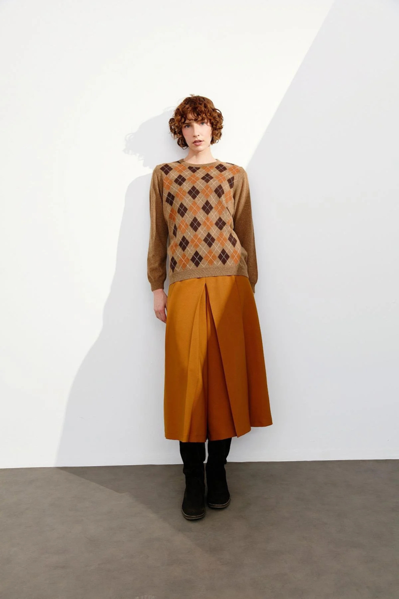 Desen Triko Kadın Sıfır Yaka Önü Baklava Desenli Yün Kazak 24035 V. Camel V. CAMEL