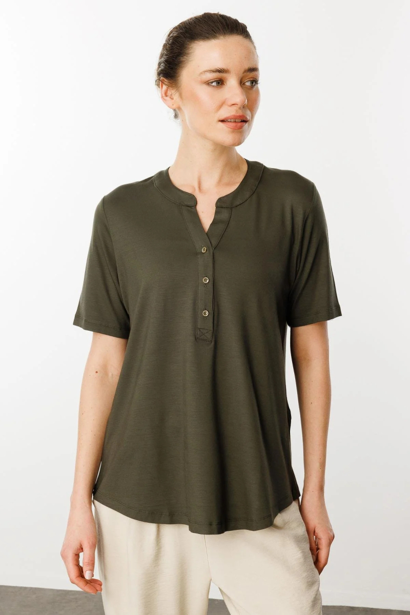 Desen Triko Kadın Yakası Düğmeli Penye T-Shirt 25764 Haki Haki