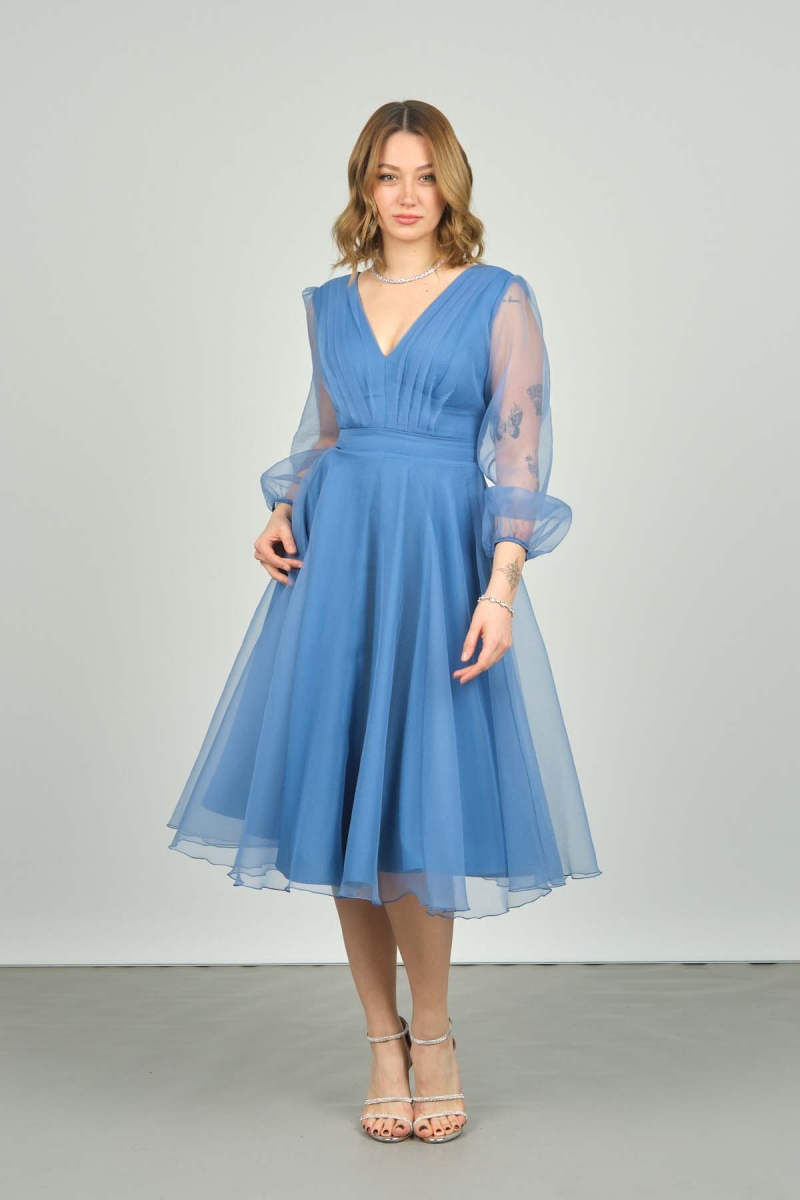 Doridorca Kadın Kolları ve Eteği Tül V Yaka Midi Boy Abiye Elbise 3037 Indigo Indigo