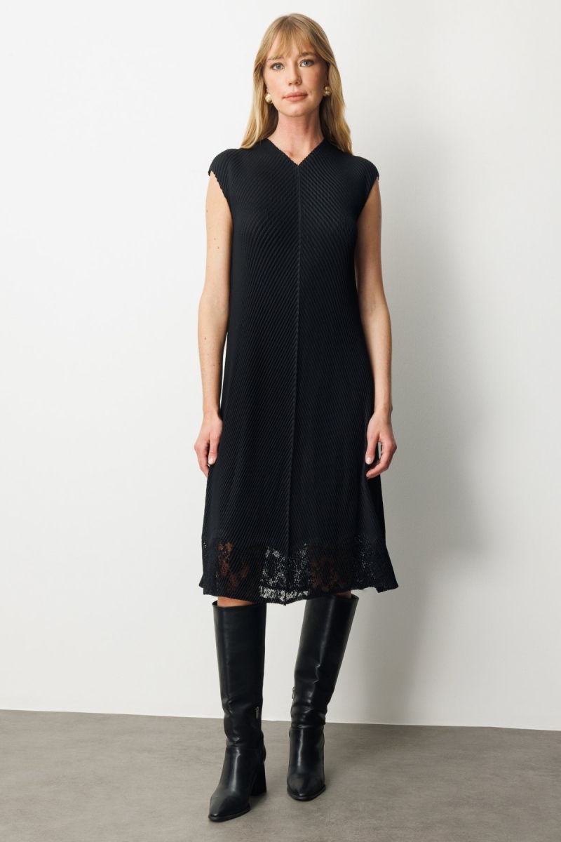 Ekol Kadın Eteği Dantel Detaylı Akordiyon Kumaş Elbise 5903 Siyah Siyah