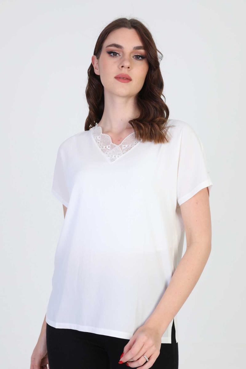 Ella Camelia Kadın Yakası Dantel Detaylı Bluz 20E020 Ekru Ekru