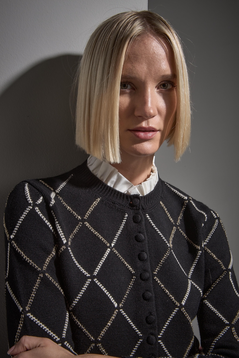 Join Us Kadın Baklava Desenli Kumaş Yaka Detaylı Triko Hırka W040 Siyah Siyah