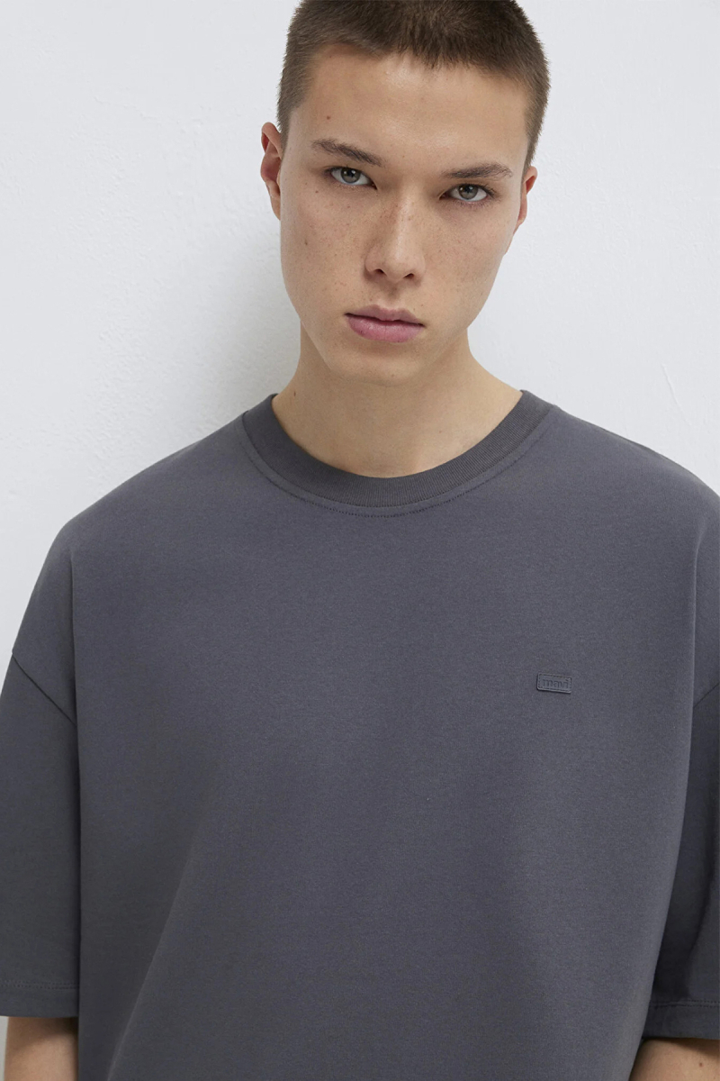 Mavi Erkek Oversize Bisiklet Yaka Basic T-Shirt M0613188 Gri Gri