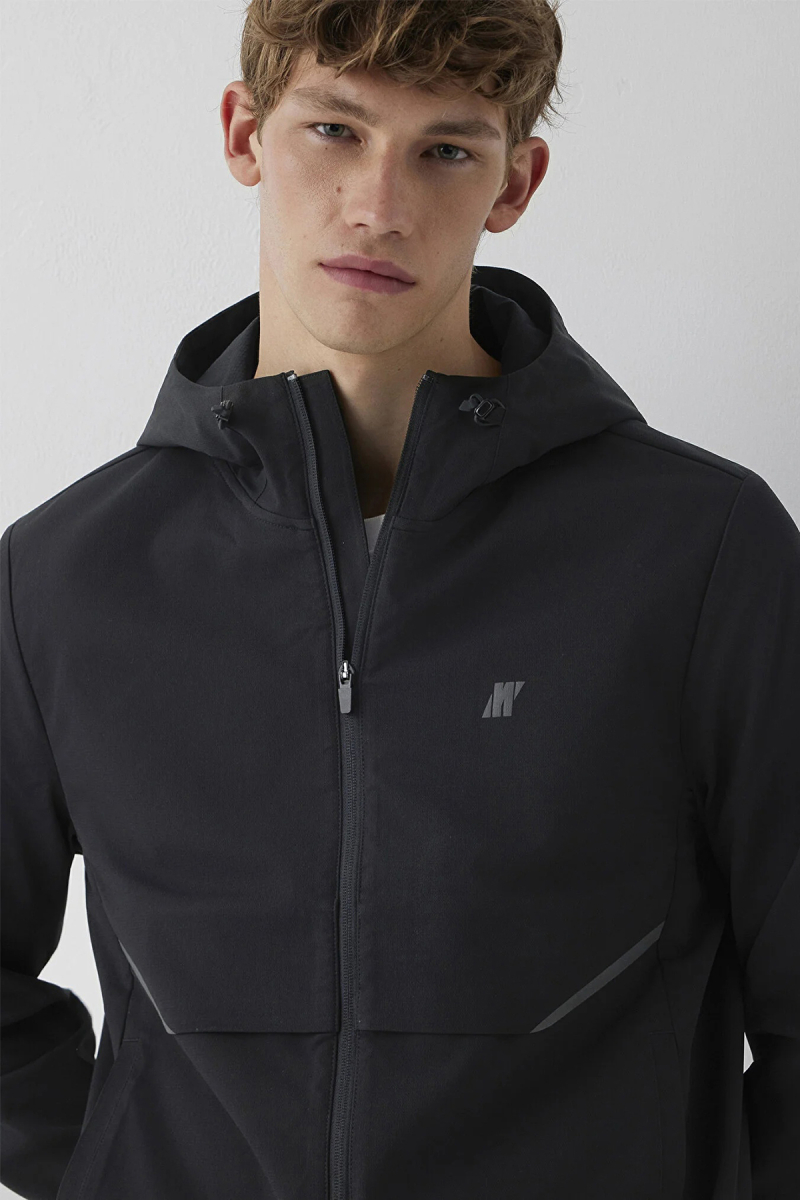 Mavi Erkek Su İtici Kapüşonlu Spandex Ceket M0110894 Siyah Siyah