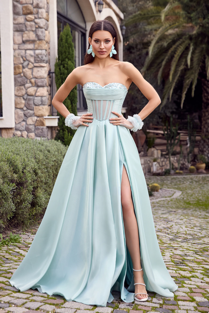 Ömür Inn Kadın Göğüs Kısmı Taş İşlemeli Straplez Uzun Abiye Elbise 6469 Çağla Çağla