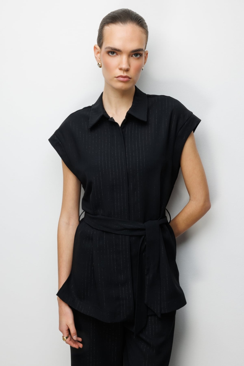 On Kadın Çizgi Desenlli Beli Kuşaklı Yelek 74900 Siyah Siyah