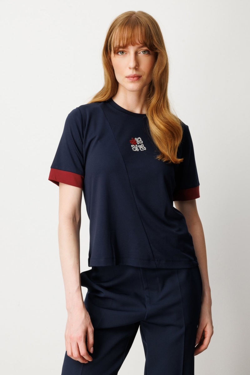 On Kadın Önü Taşlı Sıfır Yaka Bluz 61331 Laci-Bordo LACİ-BORDO