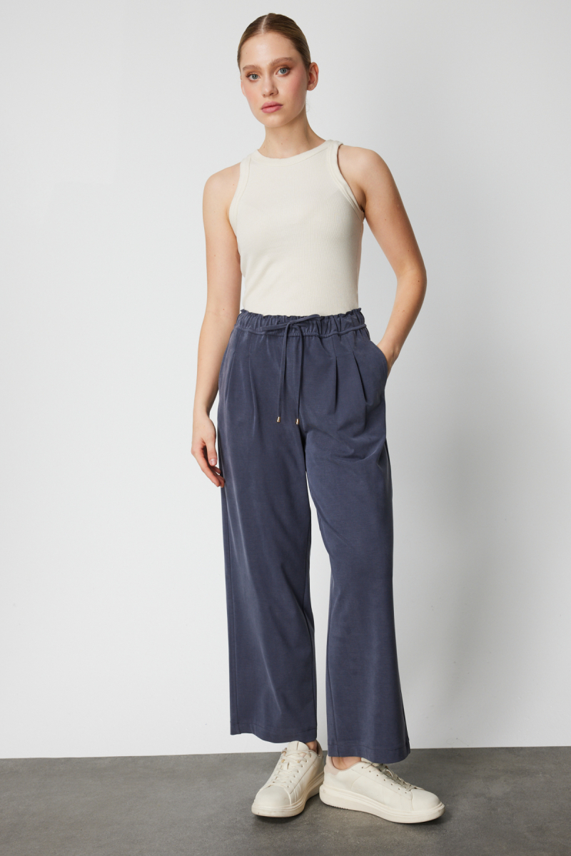 On Kadın Pile Detaylı Bol Paça Eşofman Altı 64176 Lacivert Lacivert