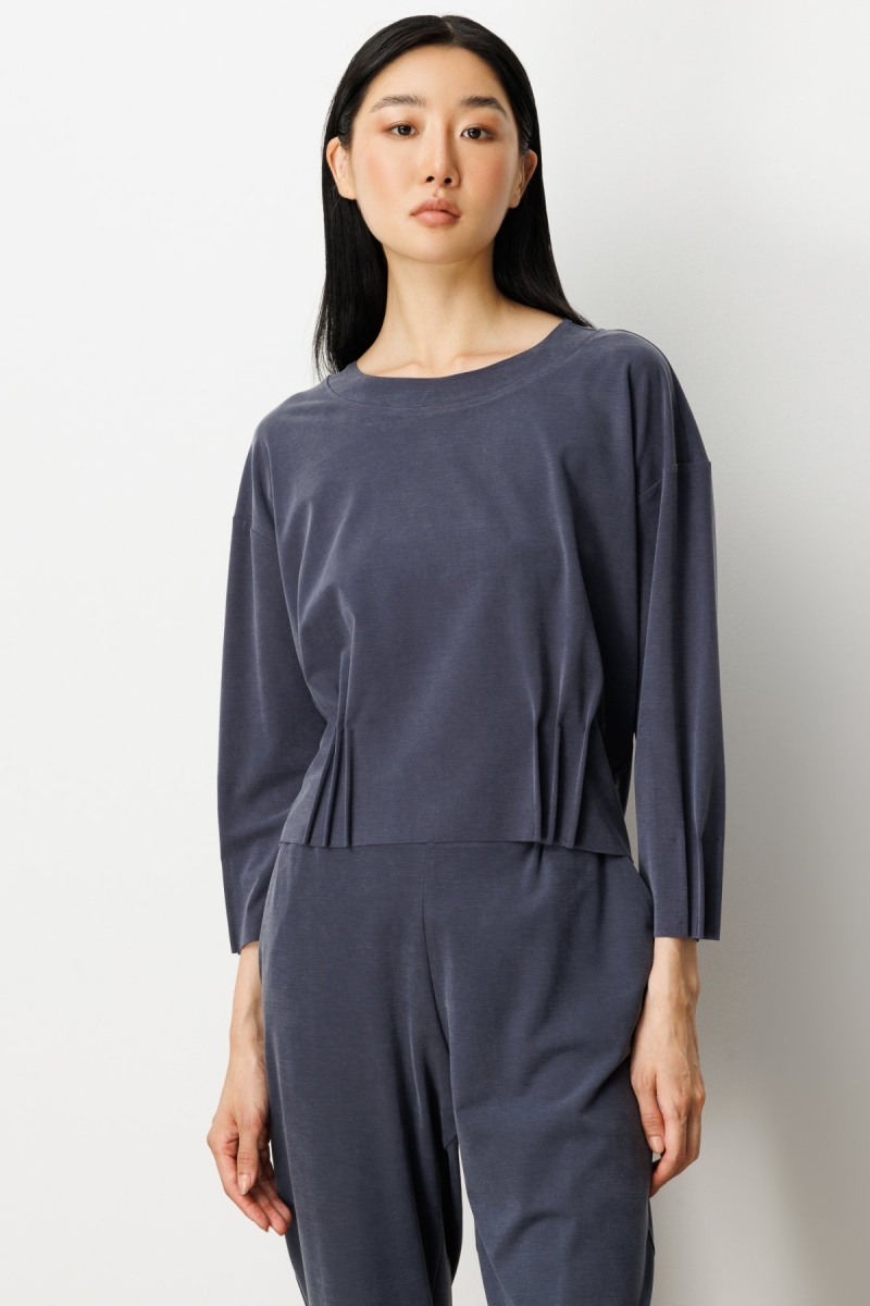 On Kadın Pile Detaylı Sıfır Yaka Bluz 64408 Lacivert Lacivert