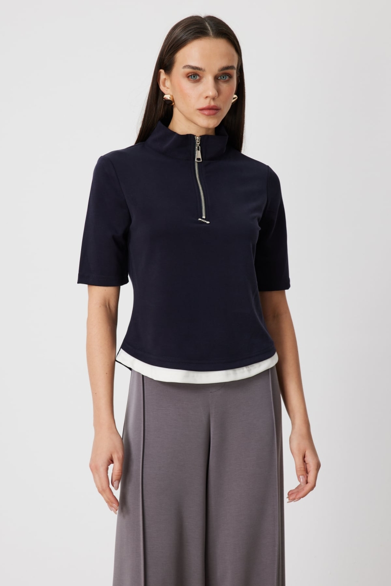 On Kadın Yakası Fermuarlı Kısa Kollu Bluz 76305 Lacivert Lacivert