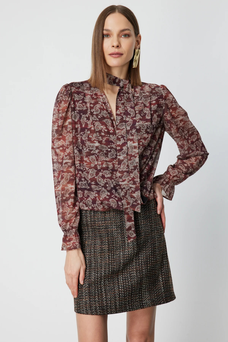 On Kadın Yakası Fularlı Leopar Desenli Bluz 62310 Kahverengi Kahverengi