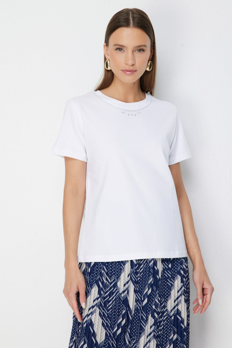 On Kadın Yakası Taşlı Pamuklu T-Shirt 71345 Beyaz Beyaz