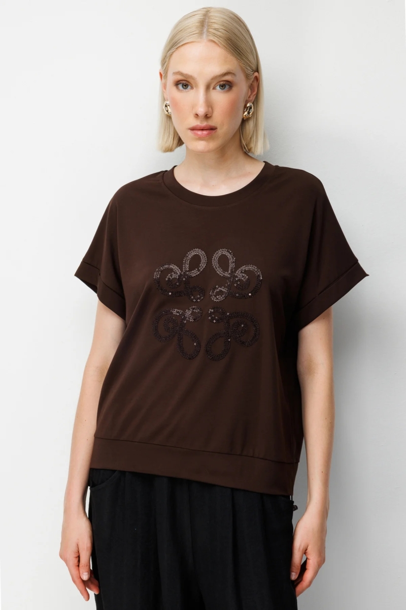 On Kadın Yanları Lastikli İşlemeli T-Shirt 70430 Kahverengi Kahverengi