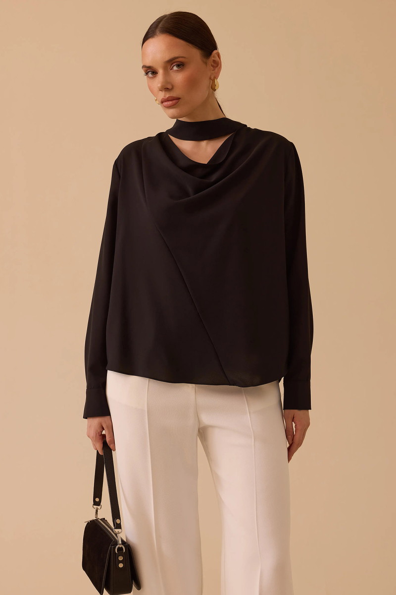 Seçil Kadın Degaje Yaka Pencere Detaylı Bluz 0005 Siyah Siyah