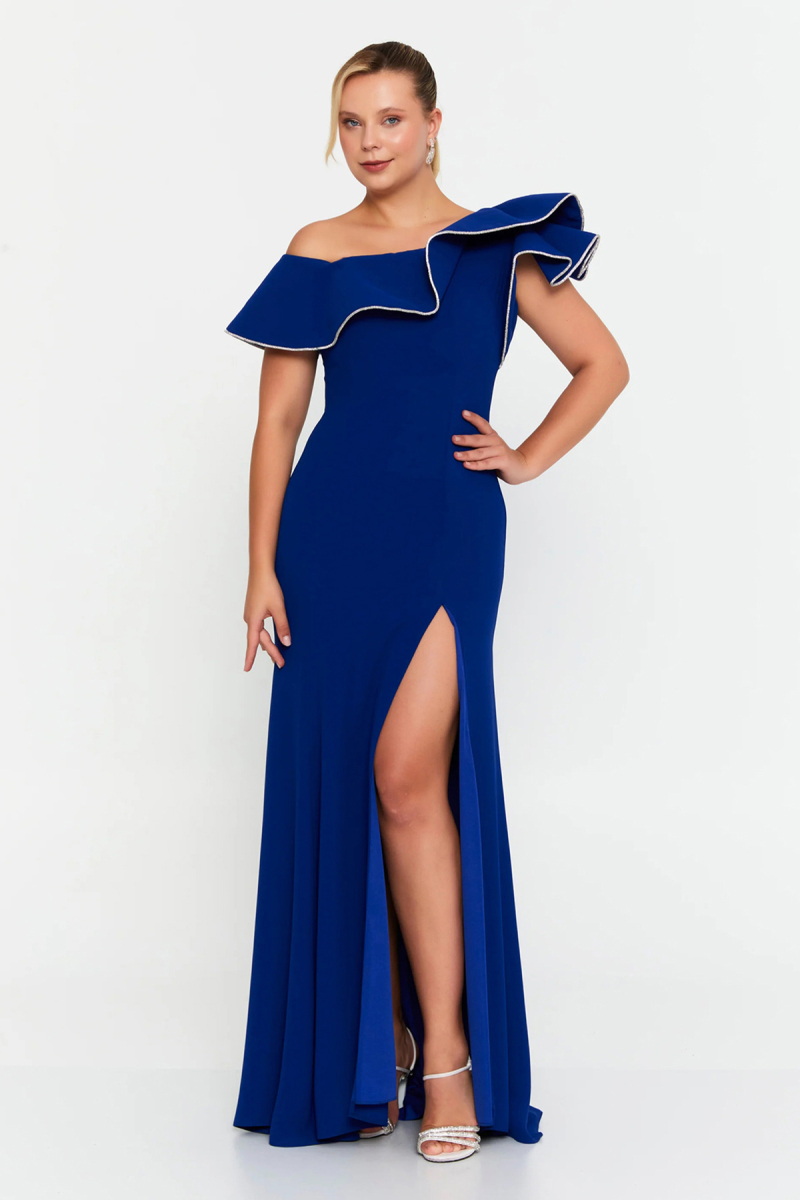 Şeref Vural Kadın Büyük Beden Tek Omuz Volan Detaylı Derin Yırtmaçlı Uzun Abiye Elbise 8336 Saks Saks