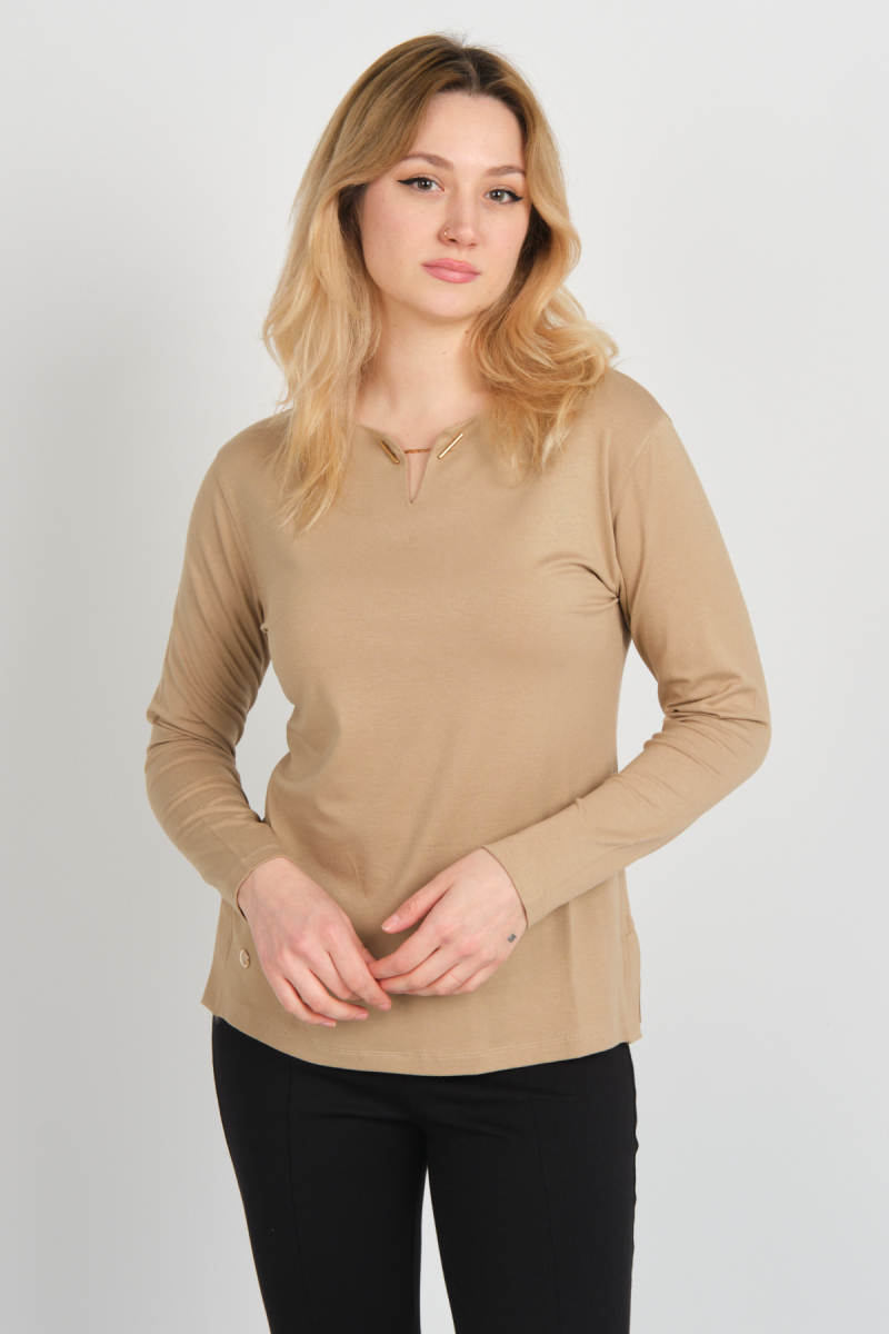 Sistas Kadın Yakası Zincir Tokalı Yandan Yırtmaçlı Uzun Kol Bluz 24014 Camel Camel